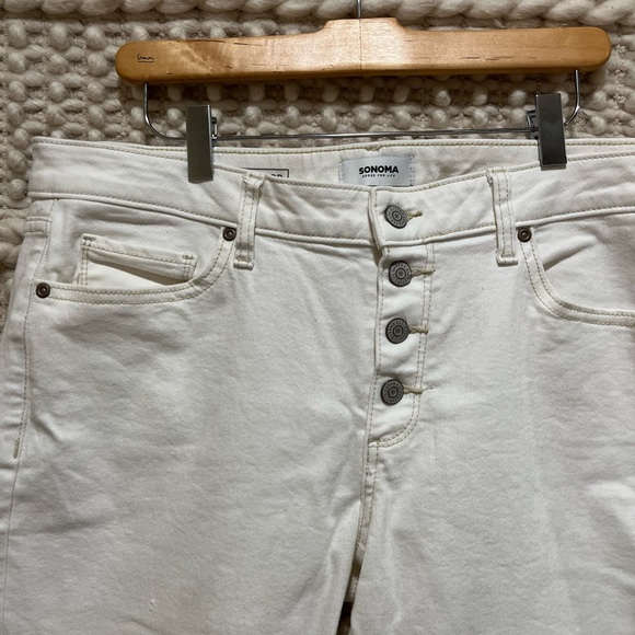 Sonoma Button Skinny Crop - Picture 2 of 4